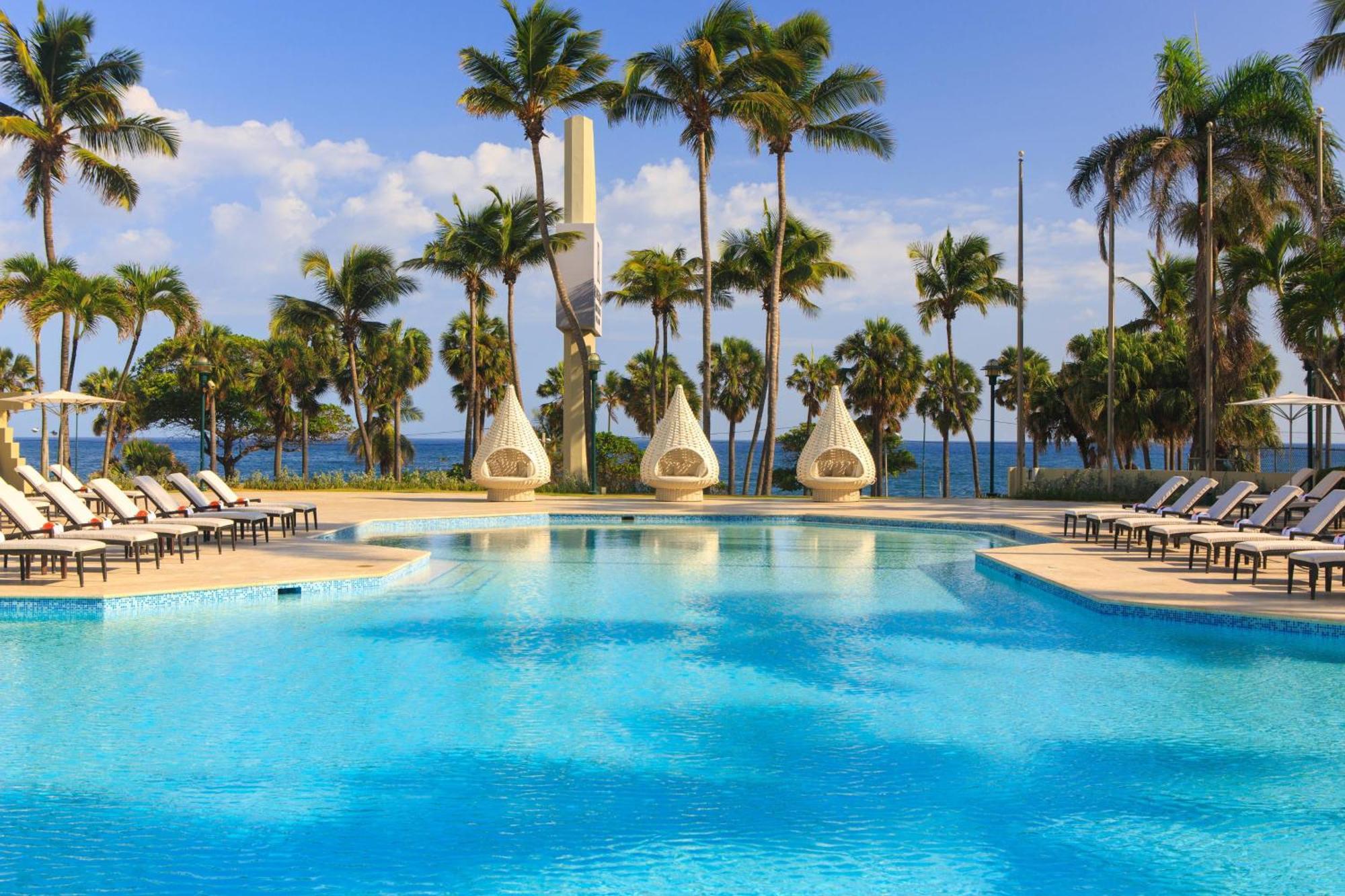 Renaissance Santo Domingo Jaragua Hotel & Casino Exterior photo