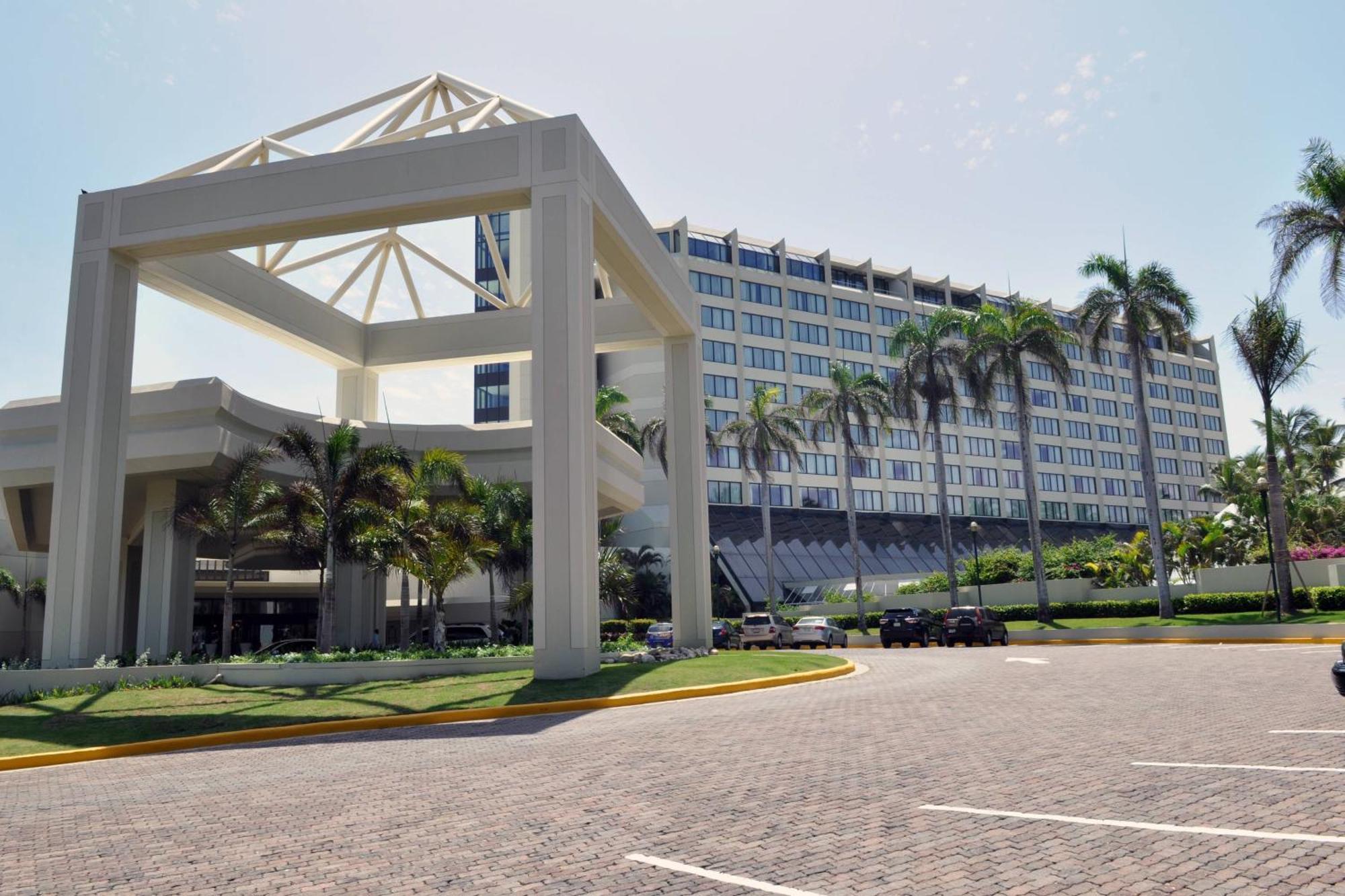 Renaissance Santo Domingo Jaragua Hotel & Casino Exterior photo